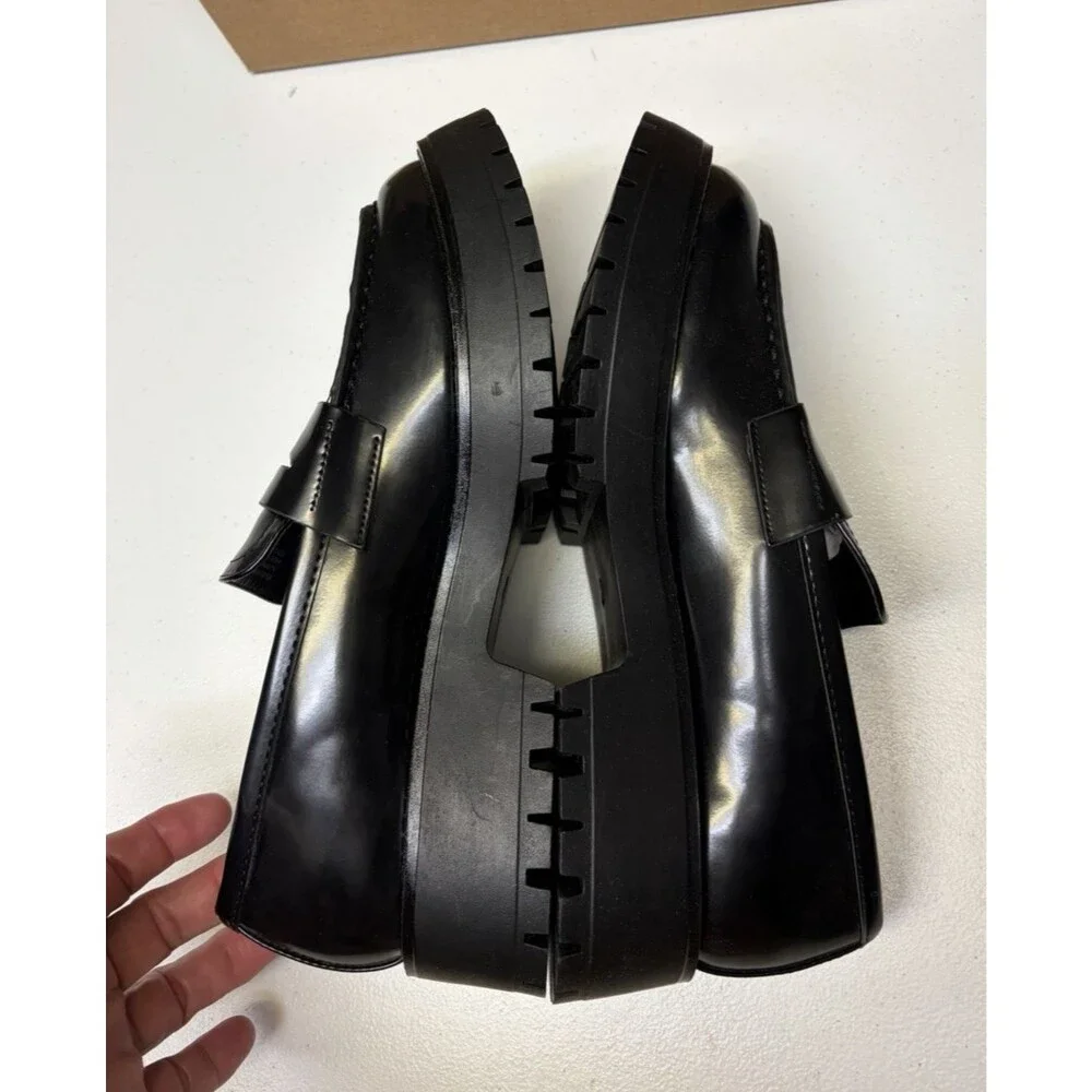 Madden Girl Heaathr Platform Lug Sole Loafer Black Size 8.5M Women’s NIB